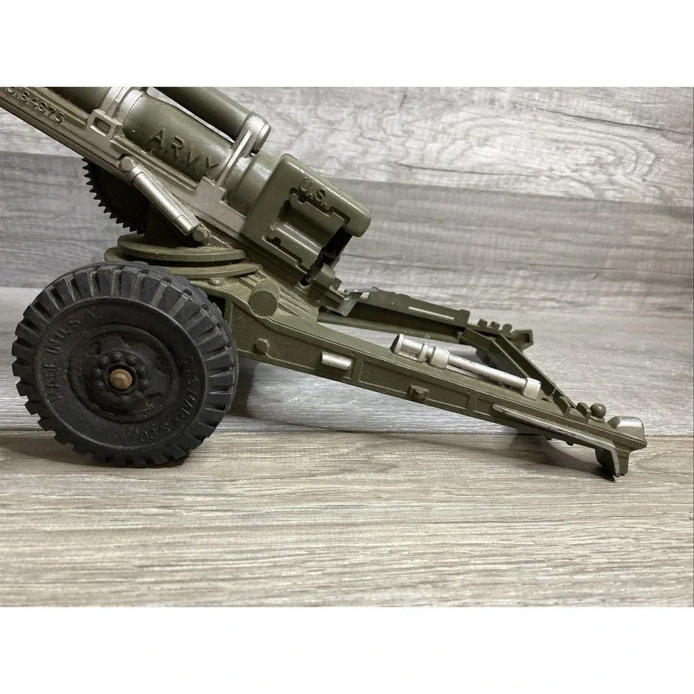 Vintage Marx Lumar 12